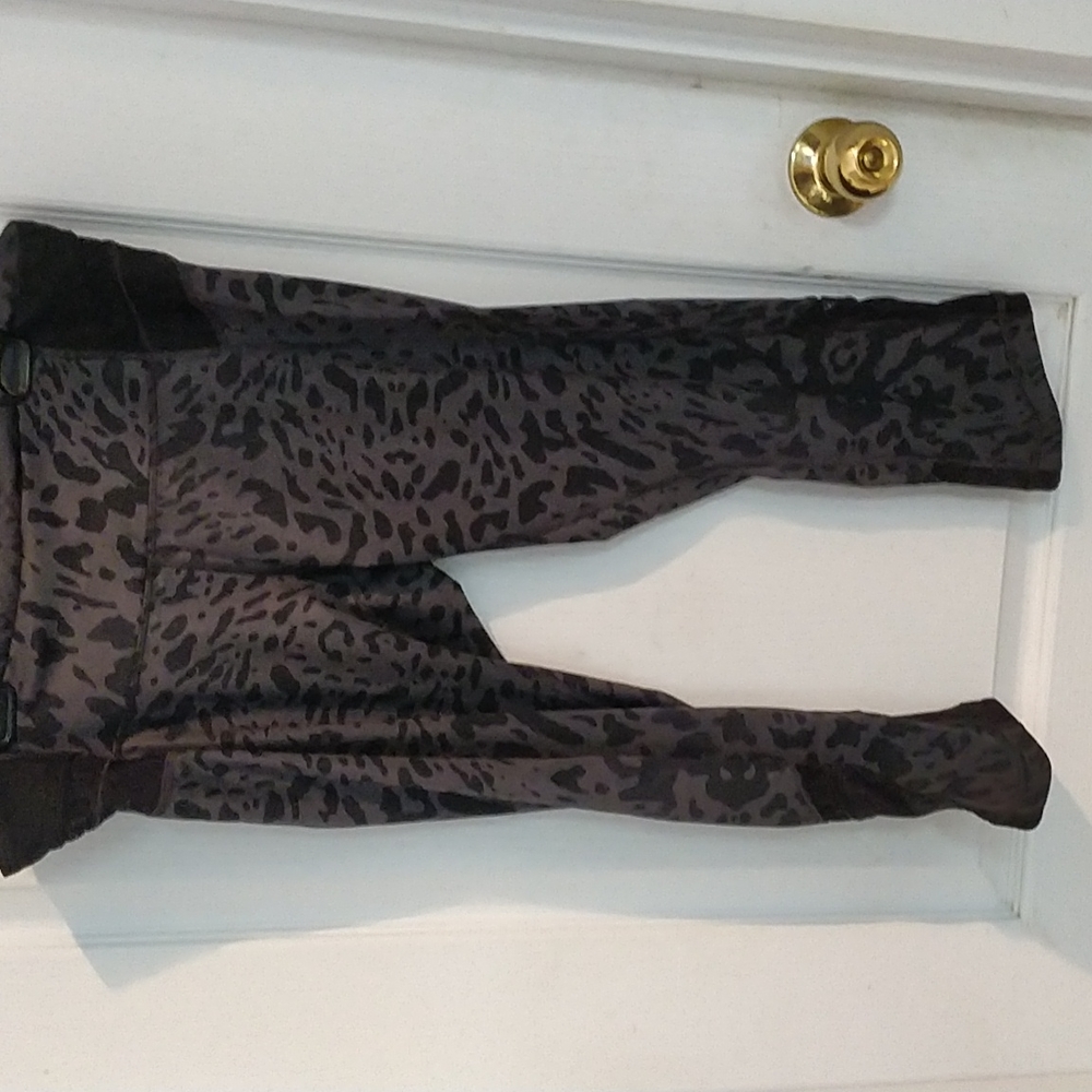 Lululemon capri leggings
